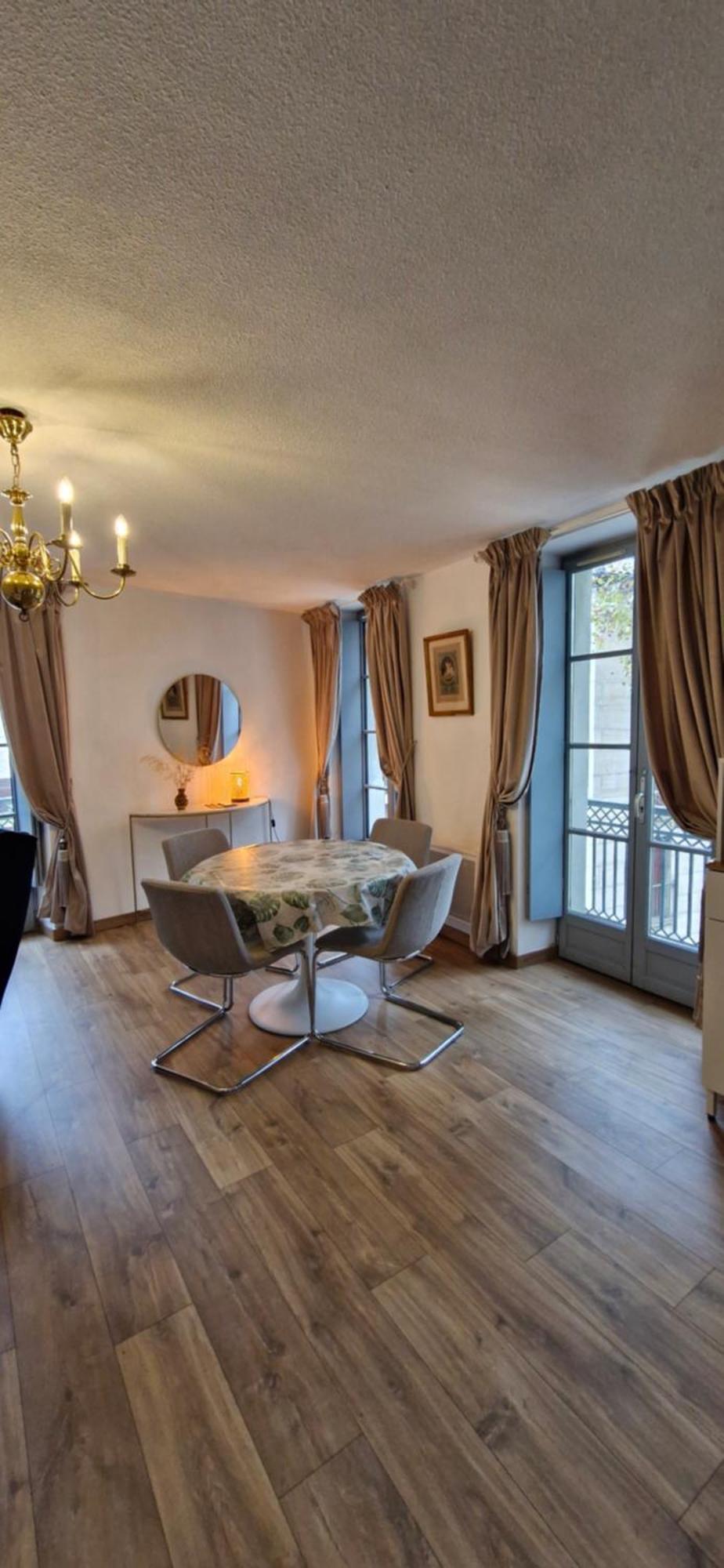 Via Narbona Apartment ภายนอก รูปภาพ