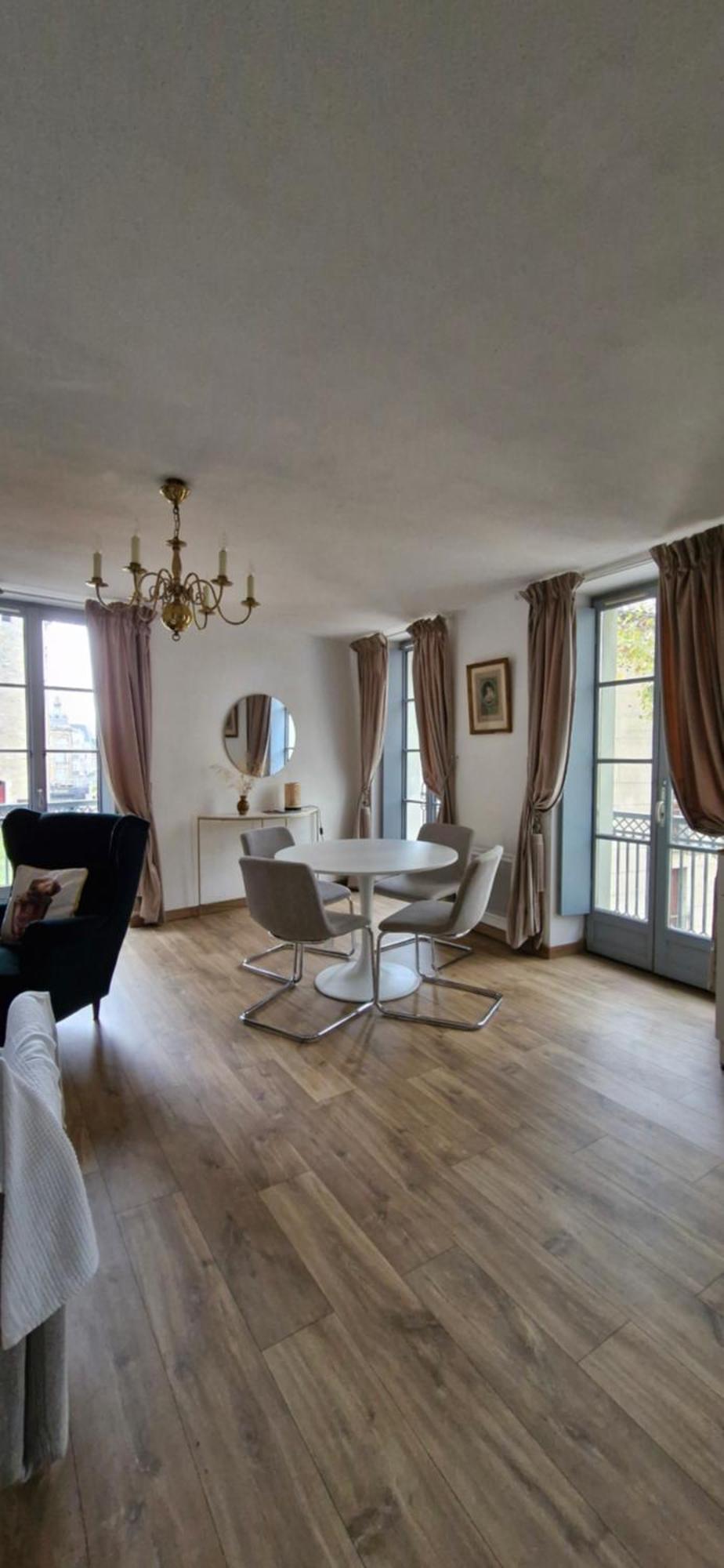 Via Narbona Apartment ภายนอก รูปภาพ